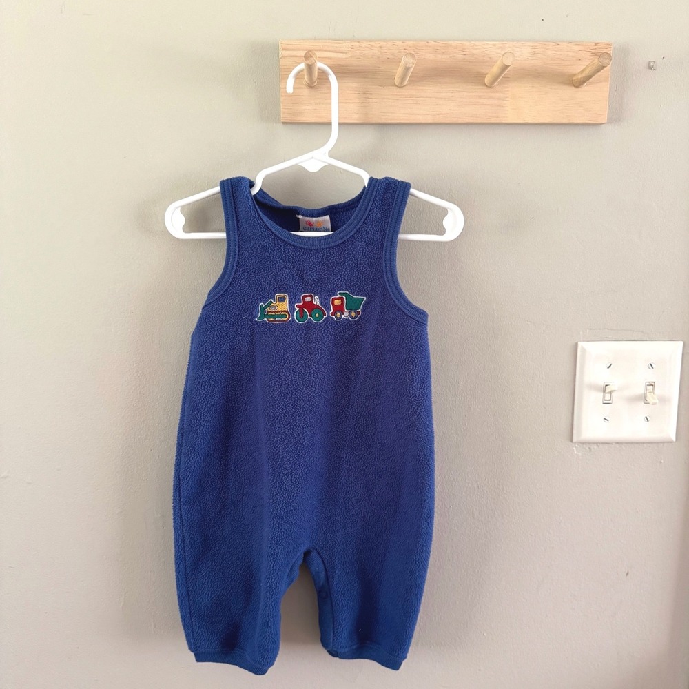 Vntg. Carters 3/6M construction romper